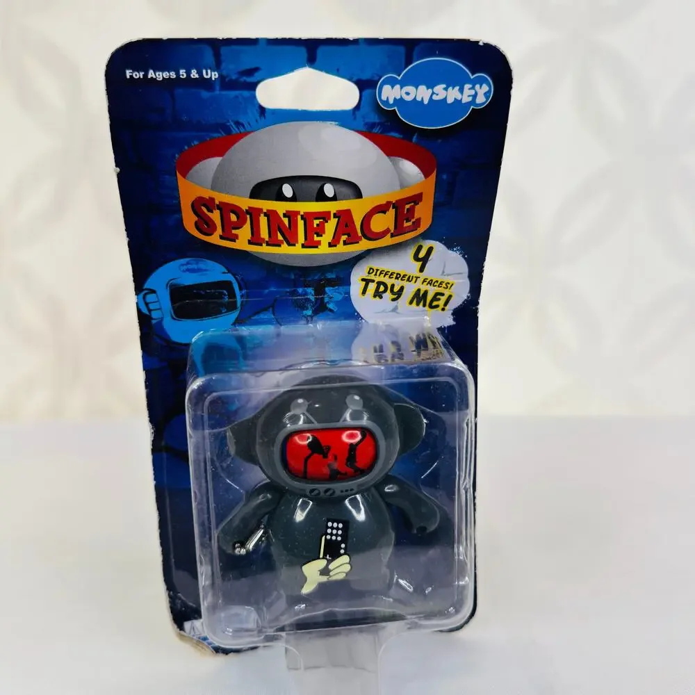 5 for $25| Bigatron Monskey Spin Face Gray Monster Keychain‎ Urban Figure 2.5